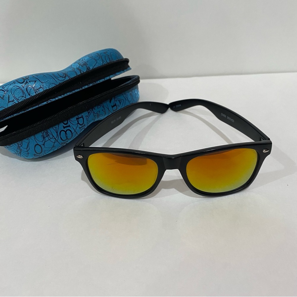 SHEIN Women’s Black & Rainbow Mirror Reflection Round Rectangle Sunglasses